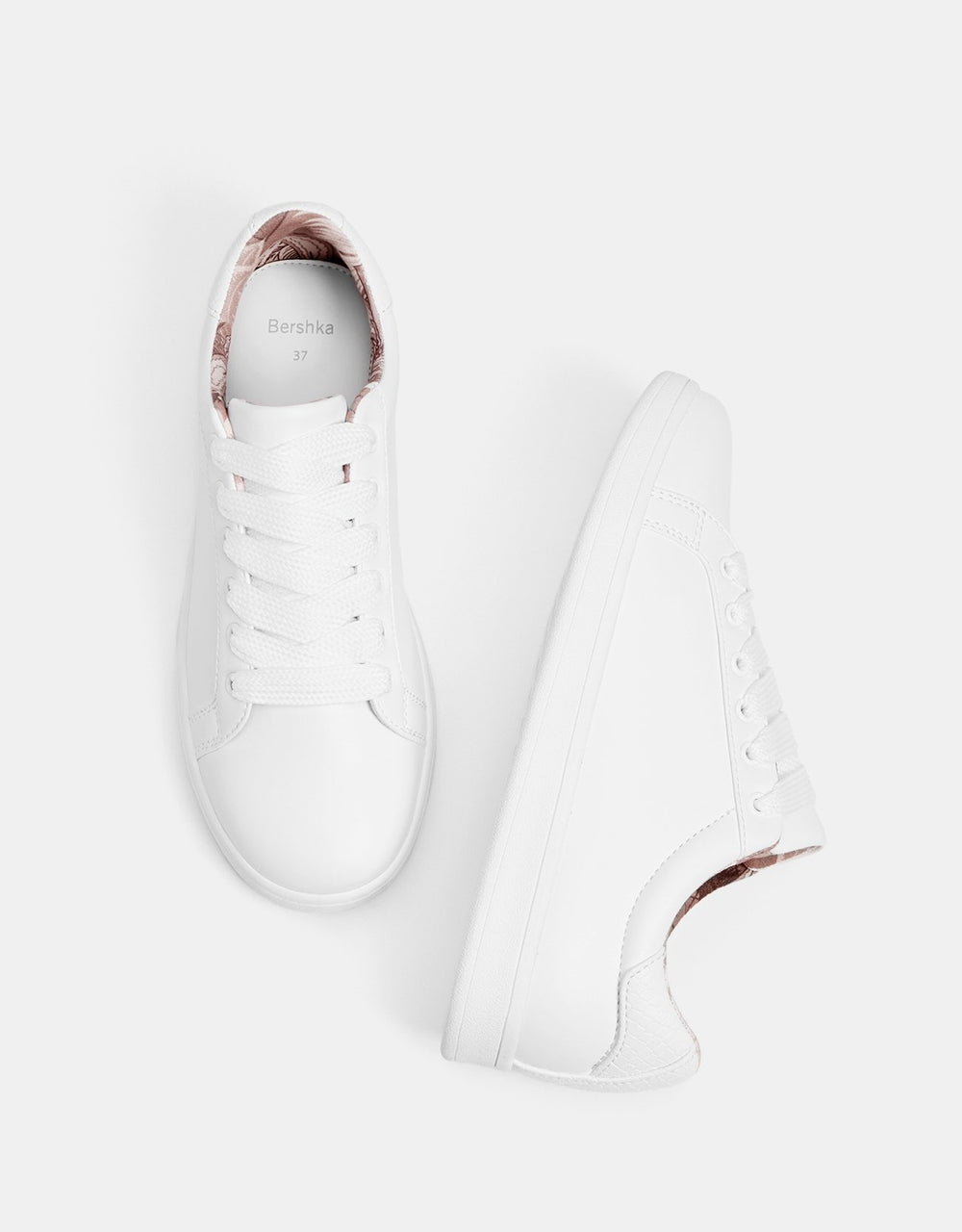 Lace-up trainers with heel detail