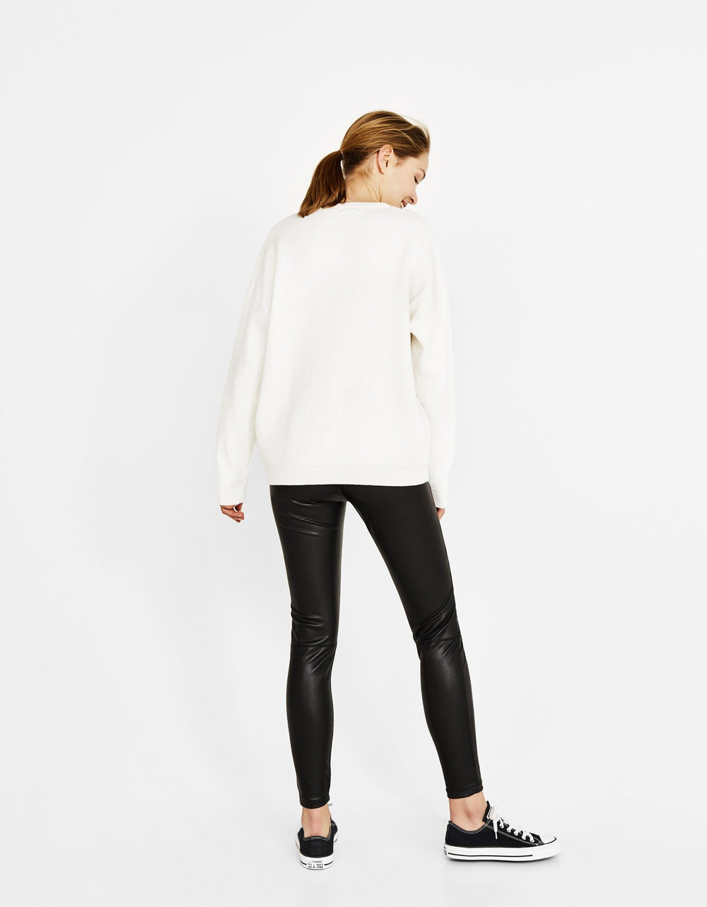 Sweater with slogan